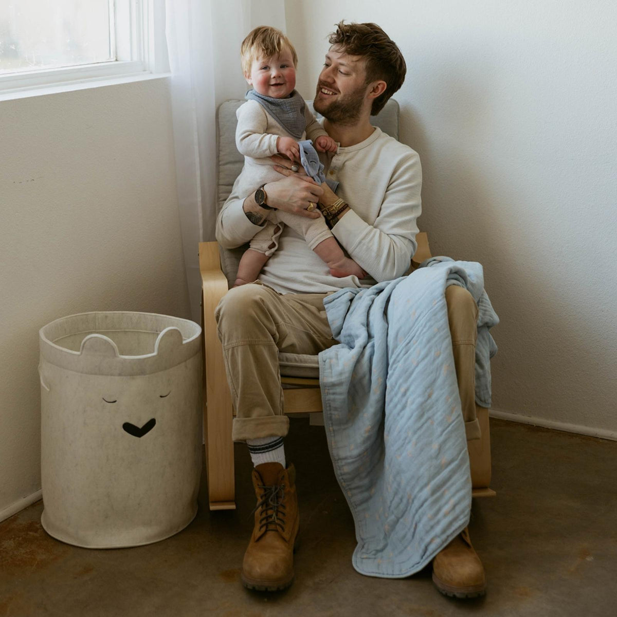 Bear Felt Laundry Hamper – alternate view 10